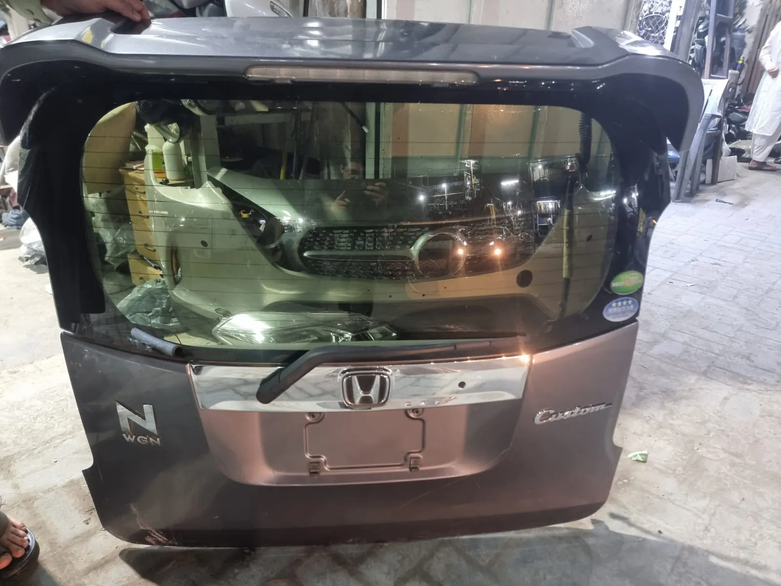 Honda N Wgn Tailgate