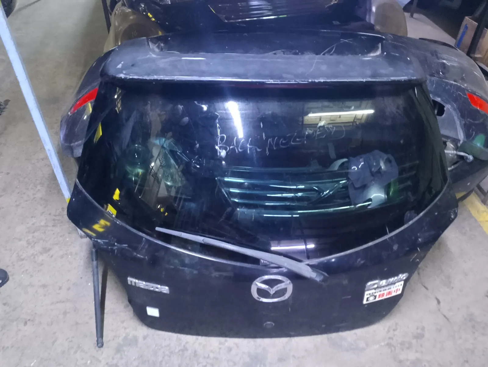 Mazda Demio De3 Tailgate