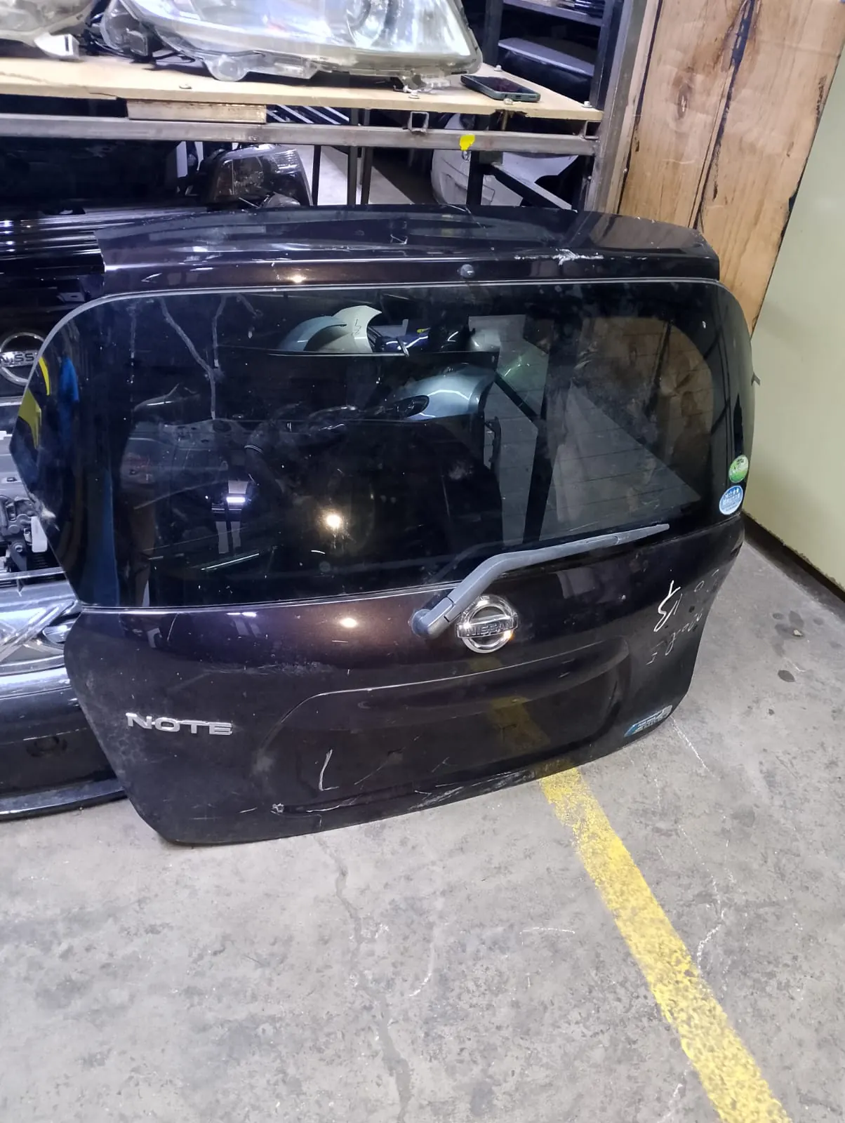 Nissan Note E12 Tailgate