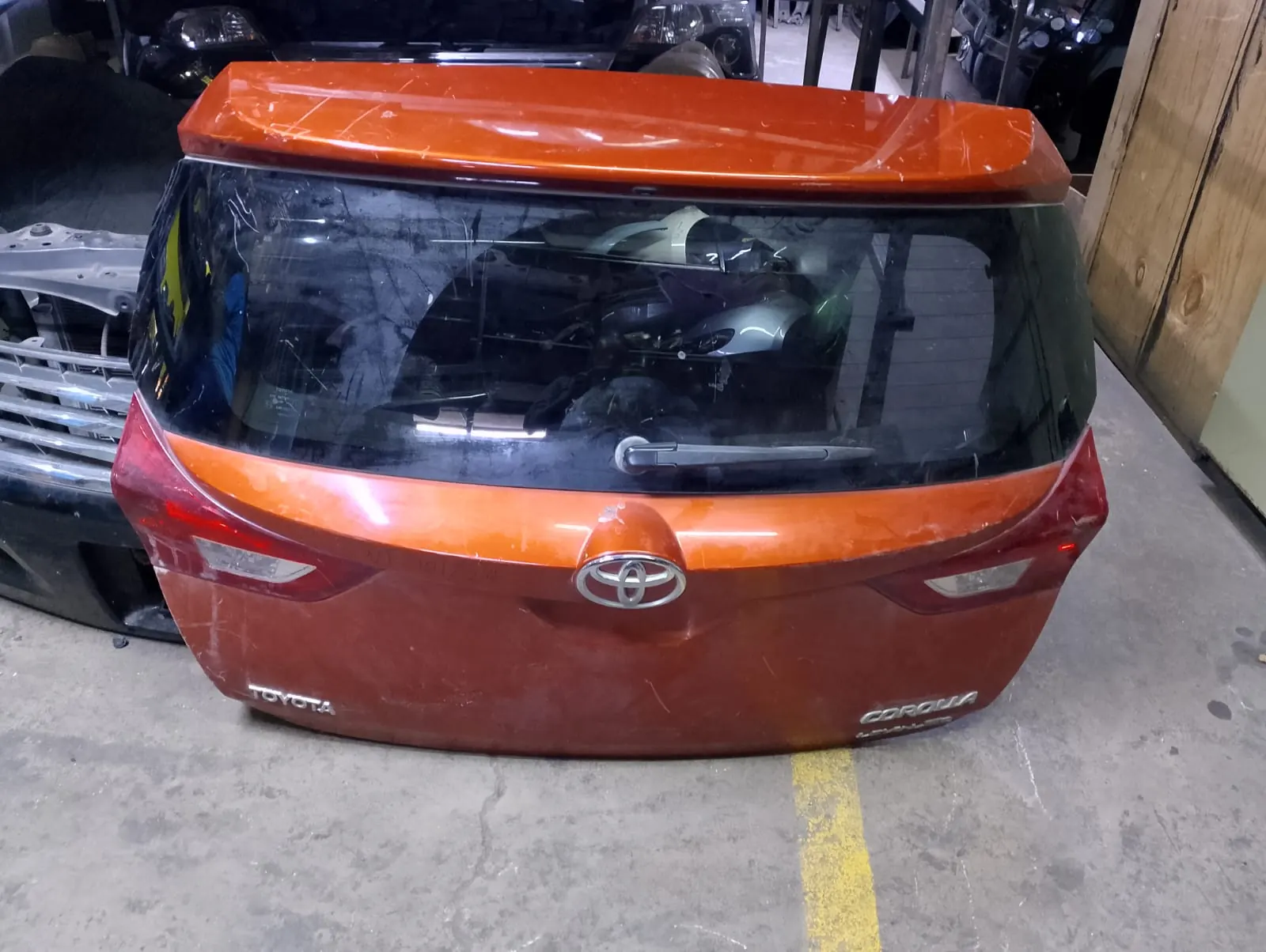 Toyota Auris 2012 Tailgate